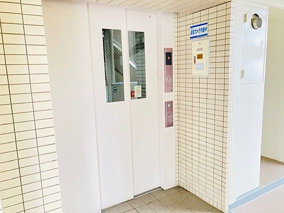 202201139004_3.jpg